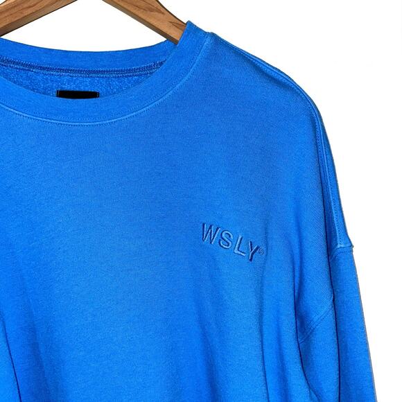 WSLY Bandier Ecosoft Tide Pool Blue Cropped Crewneck Sweatshirt Size Small - Picture 4 of 10